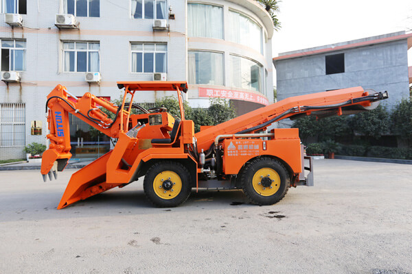 New Generation Small Wheel Mucking Loader Shipped to BH