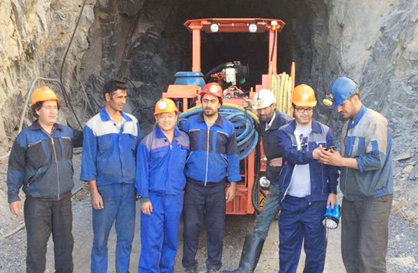 Jiangxi Siton DW1-31 Tire-type Single-arm Tunneling Drill Jumbo Serves  Lead Zinc Mines